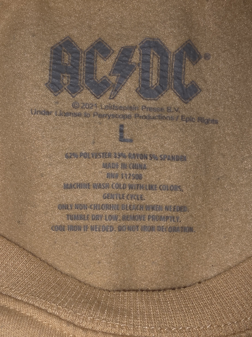 AC/DC World Tour 1979 Yellow Graphic Sweatshirt - Picture 3 of 8